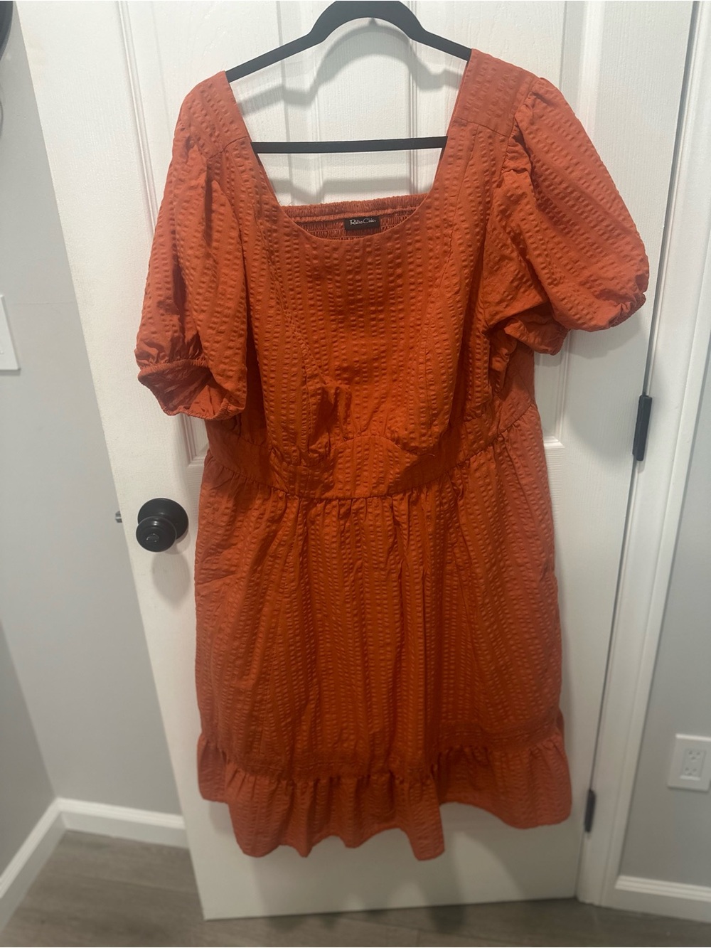Retro Chic Burnt Orange Puff Sleeve Square Neck Dress